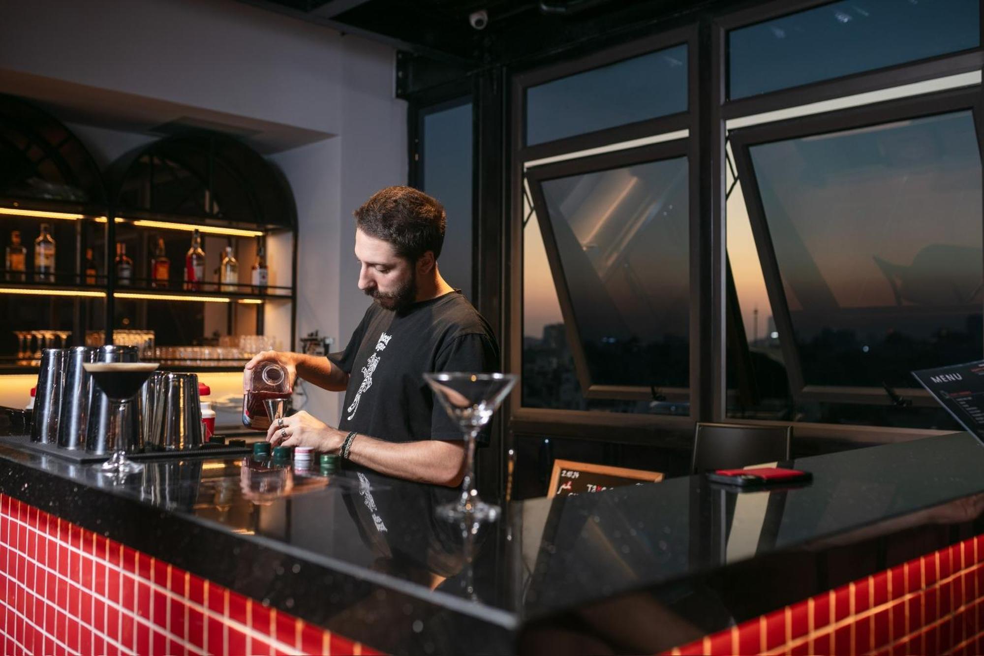Lakeview Backpackers Hostel & Rooftop Bar Hanoi Exteriör bild