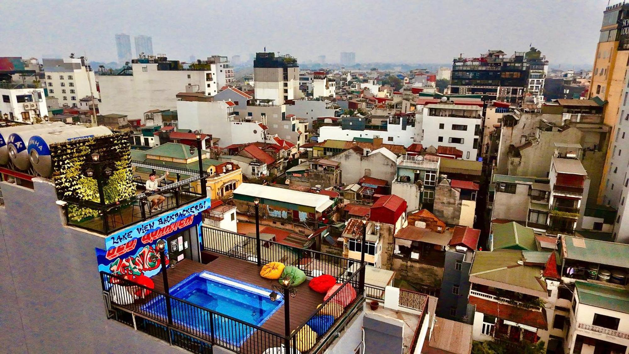 Lakeview Backpackers Hostel & Rooftop Bar Hanoi Exteriör bild